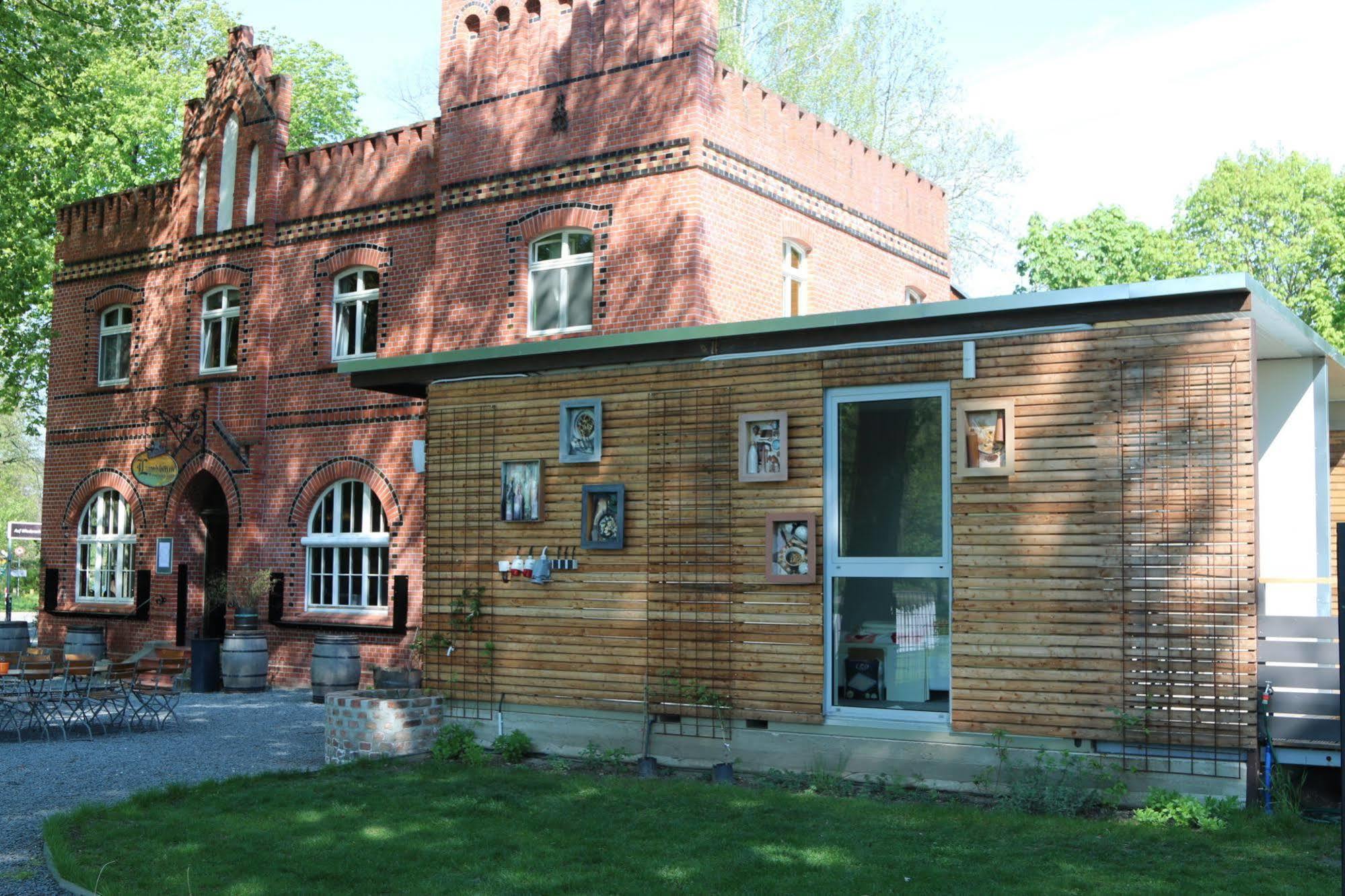 Landhaus Dessau Екстериор снимка